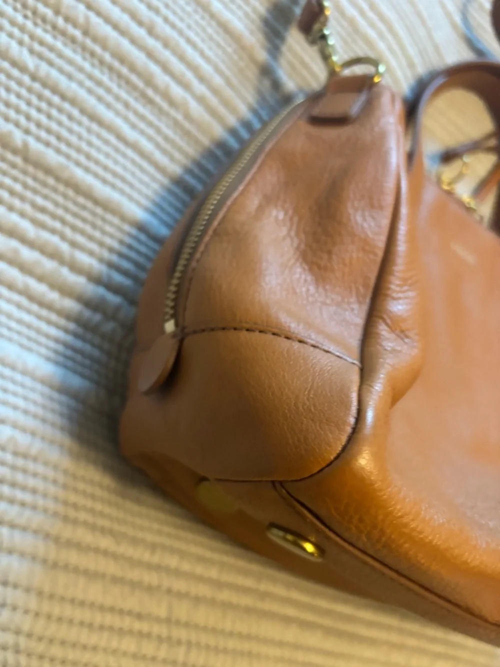 Fossil Sydney tan leather satchel Excellent